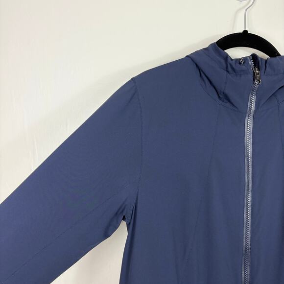 Lululemon Windbreaker Water Resistant Rise & Shine Jacket III in Midnight Navy - Picture 6 of 16